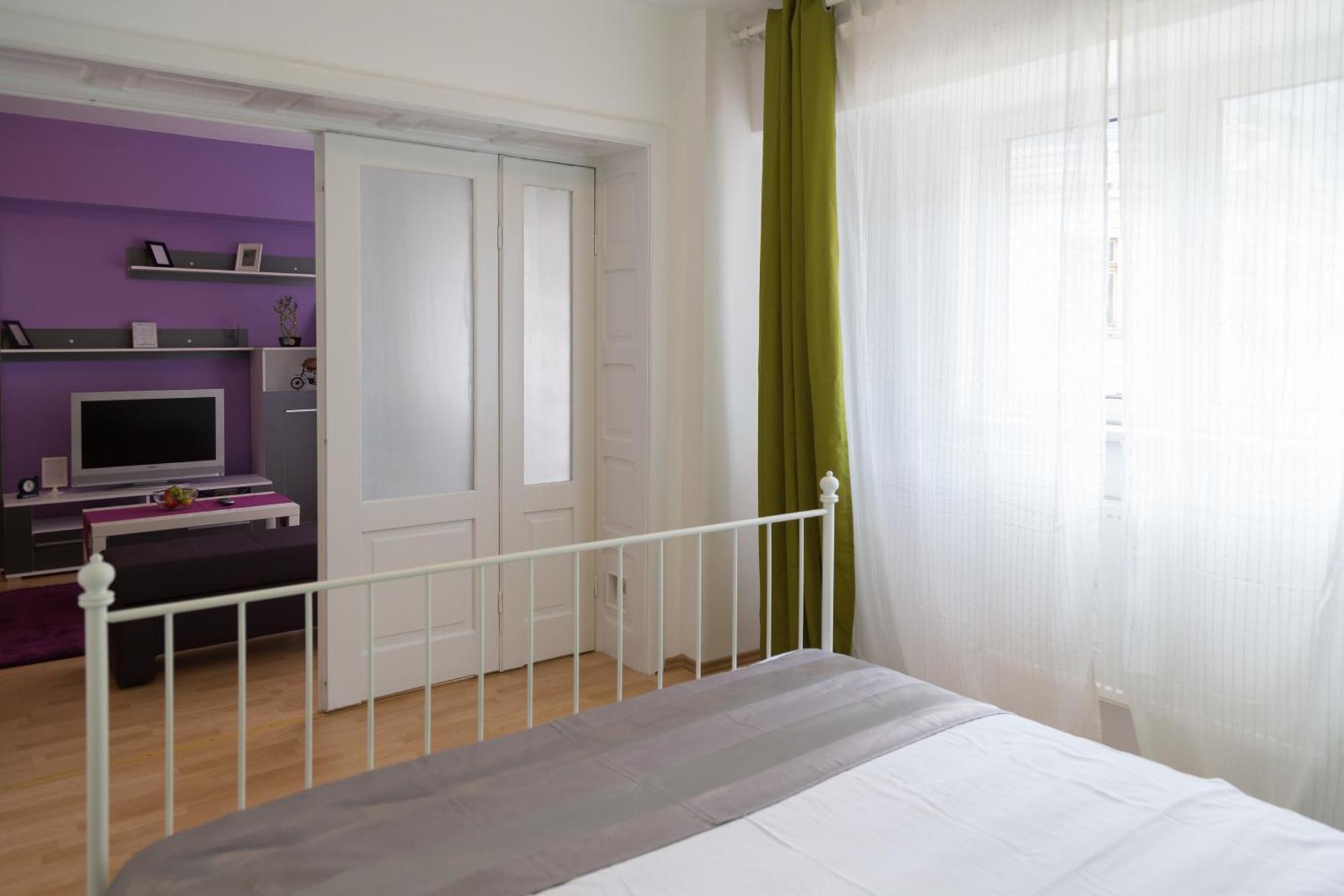 Sunny Old Town Apartments Bucareste Quarto foto