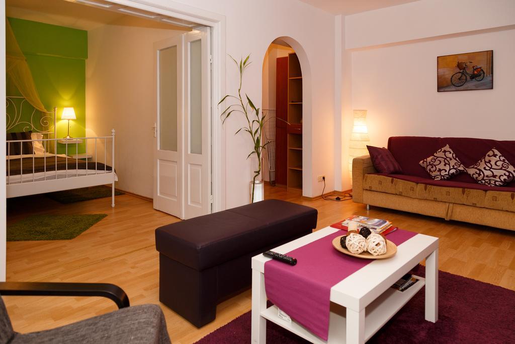 Sunny Old Town Apartments Bucareste Exterior foto
